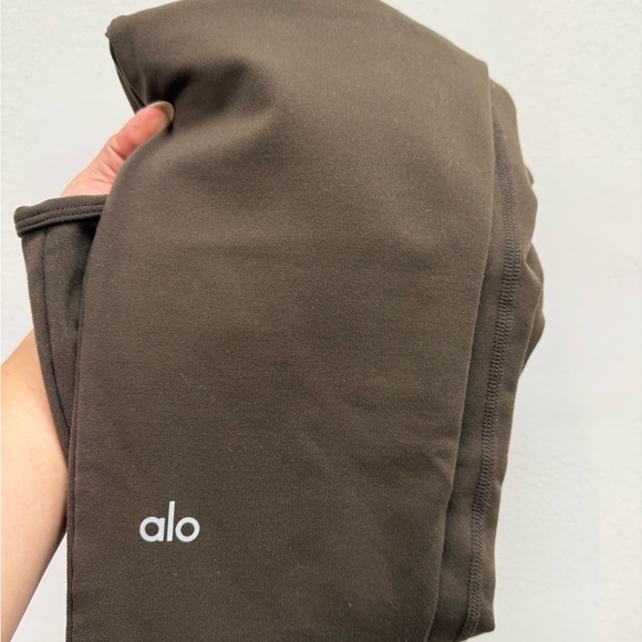 Alo Yoga Airbrush One and Done Onesie Espresso - Picture 3 of 3